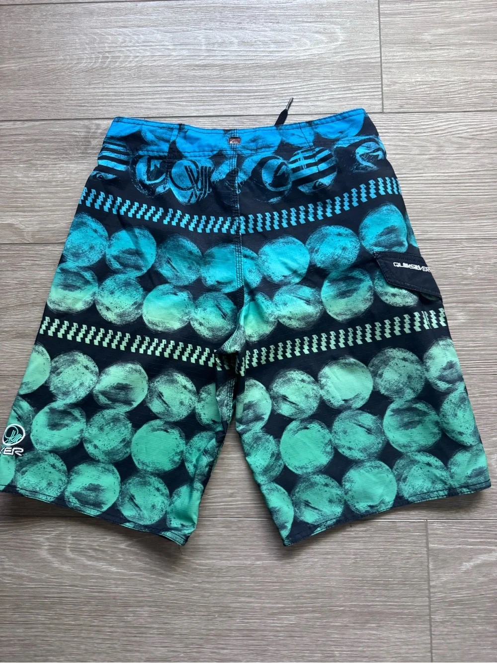 Quiksilver size performance 30